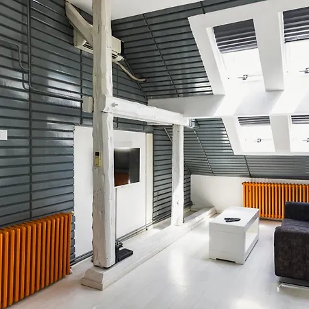 Sat Modern 2-Bedroom Loft In City Center Belgrad Exteriör bild