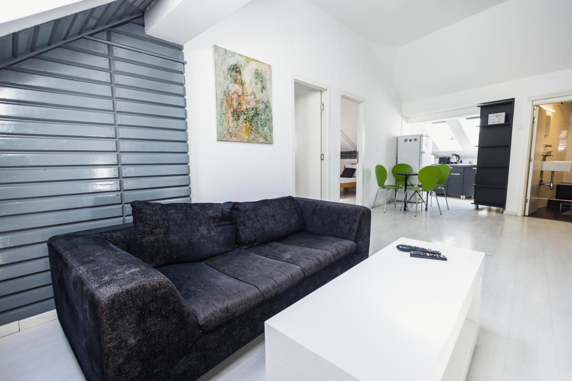 Lägenhet Sat Modern 2-bedroom Loft In Center *